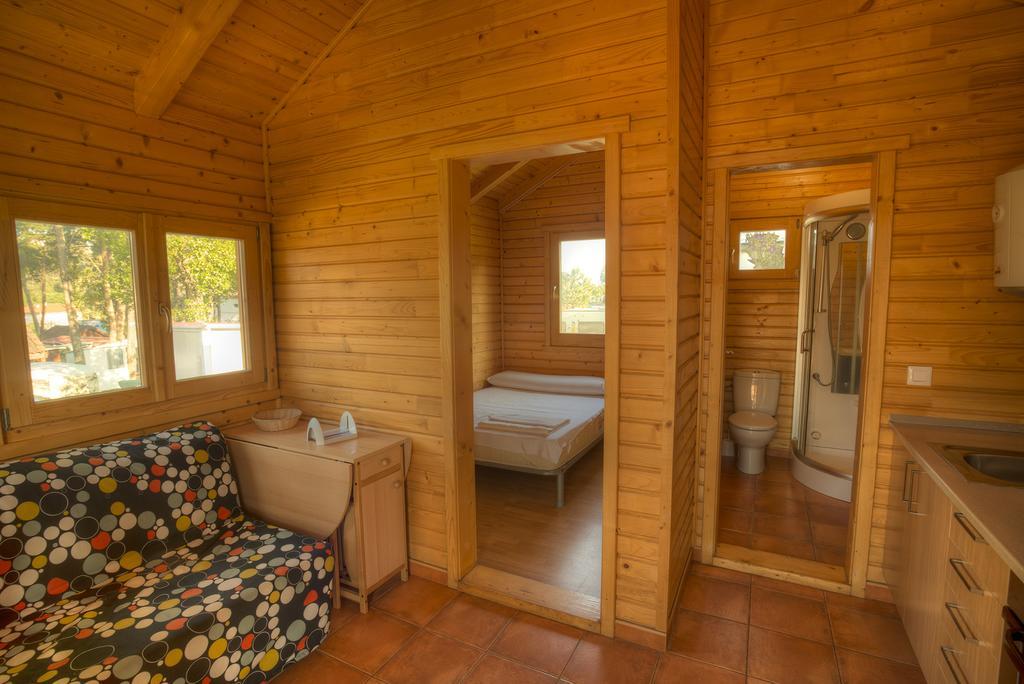 ホテルCamping Cachadelos サンシェンショ エクステリア 写真