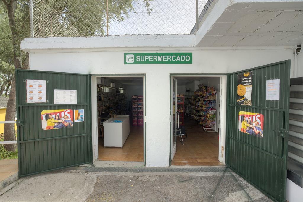ホテルCamping Cachadelos サンシェンショ エクステリア 写真